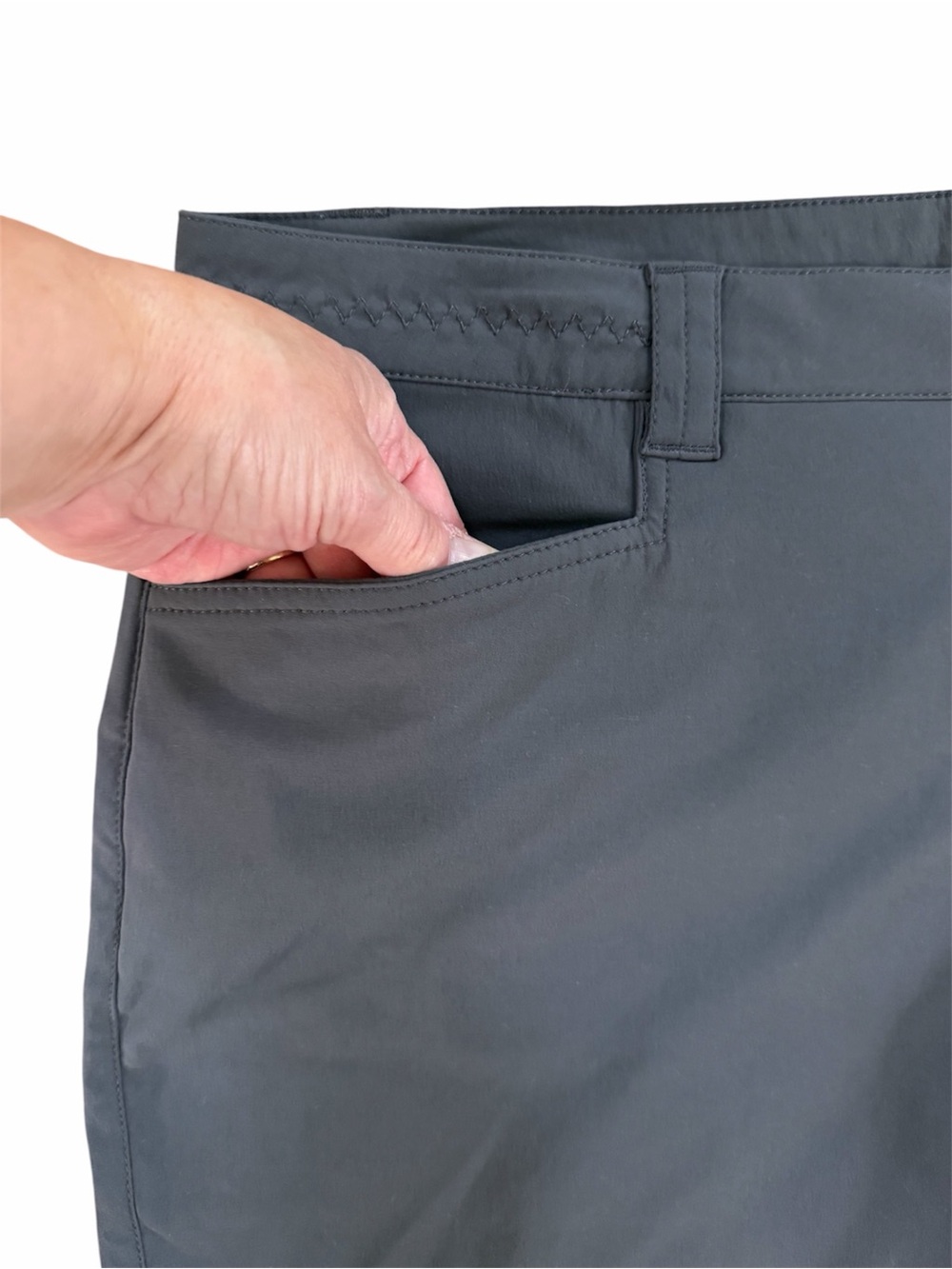 Eddie Bauer Dark Smoke WR Horizon Hiking Shorts Size 12 NEW - Picture 3 of 16